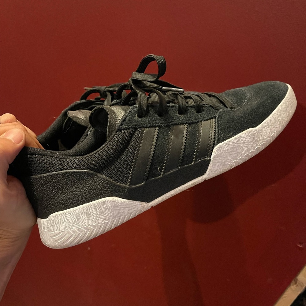 Adidas sambas style